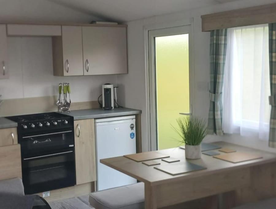 Sea Breeze, Modern, Cosy Holiday Home Haverigg Extérieur photo